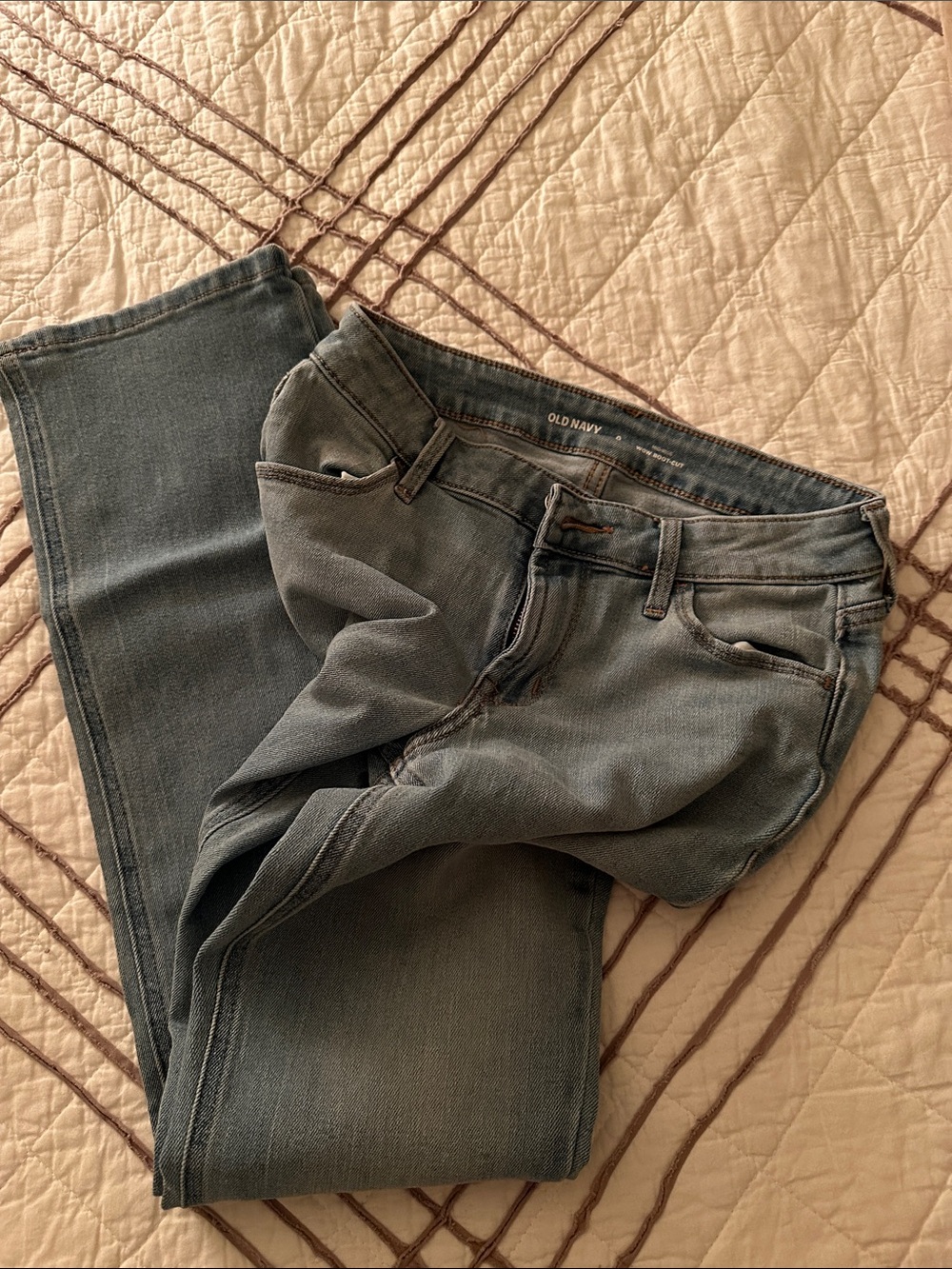 Old Navy Women's Light Wash Boot-Cut Jeans